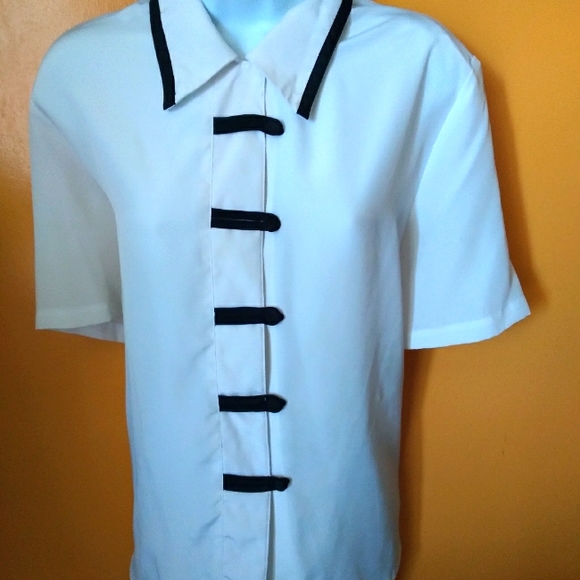 Blouse - Picture 1 of 3